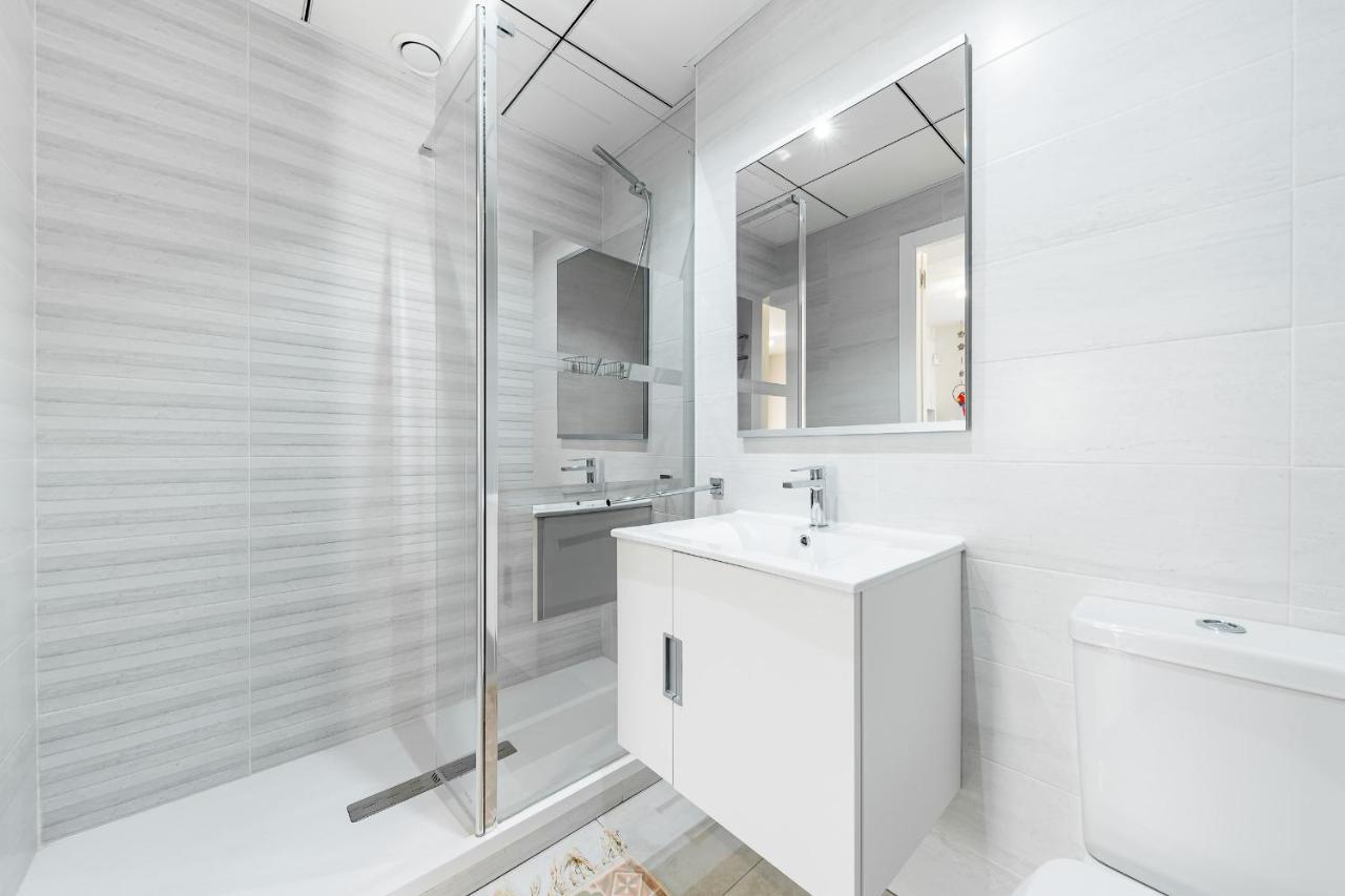 Apartamento Milan Кампоамор Екстер'єр фото