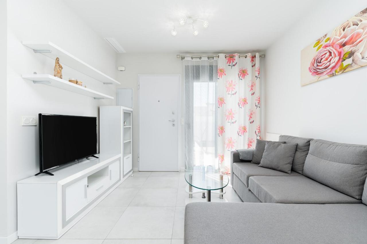 Apartamento Milan Кампоамор Екстер'єр фото